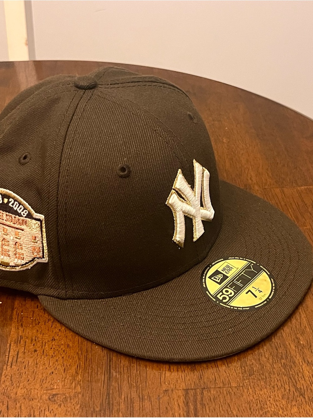 New Era Men’s Dark Brown New York Yankees 59FIFTY Fitted Cap